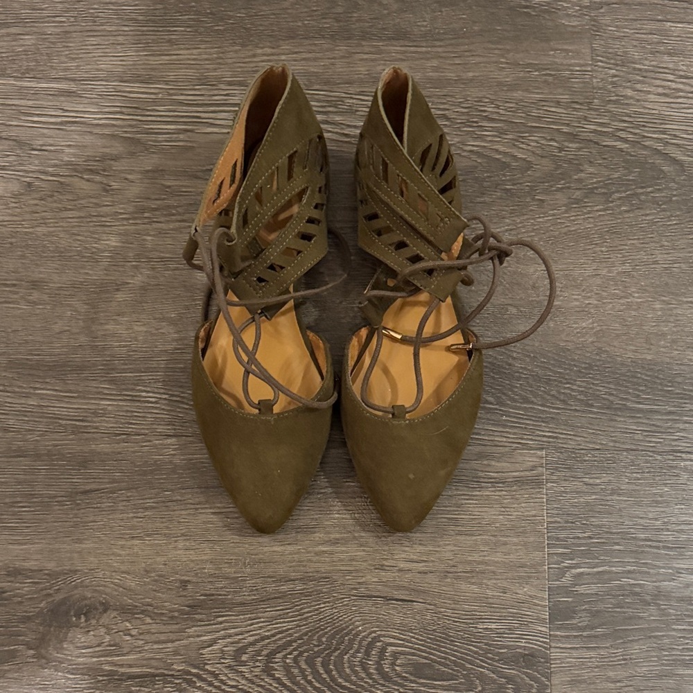 BAMBOO Olive Lace-Up Flats